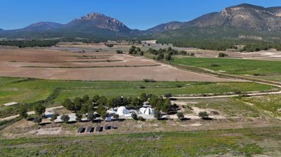 gf2m5nu0ilk3041-ch20-20aerial20images2017