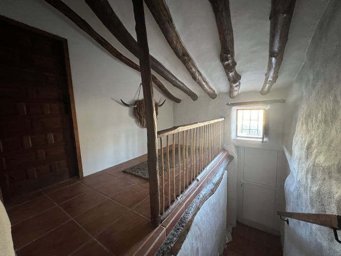 Image No.8-8 Bed Cortijo for sale