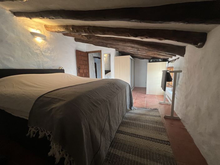 Image No.11-8 Bed Cortijo for sale