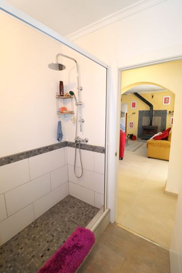 Image No.21-3 Bed Country House for sale