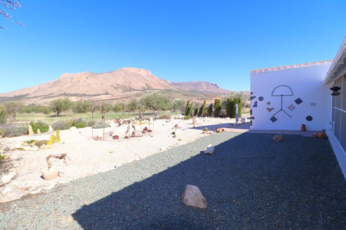 Image No.29-3 Bed Country House for sale