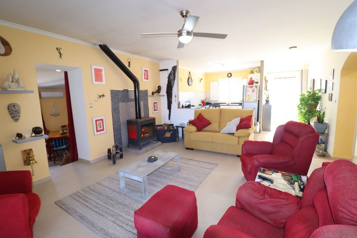 Image No.31-3 Bed Country House for sale