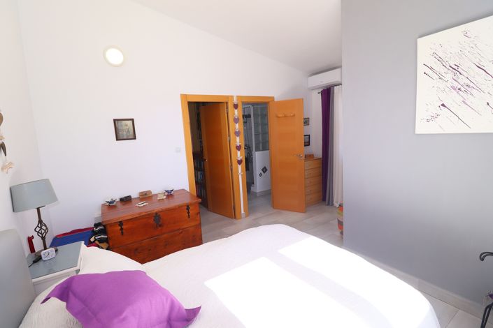 Image No.36-3 Bed Country House for sale