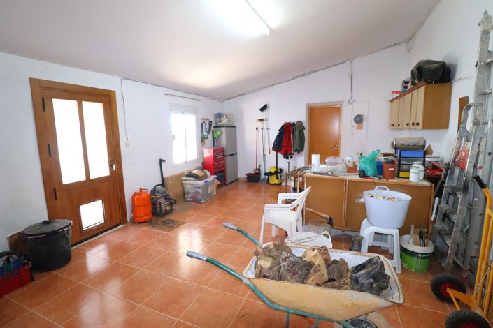 Image No.46-3 Bed Country House for sale