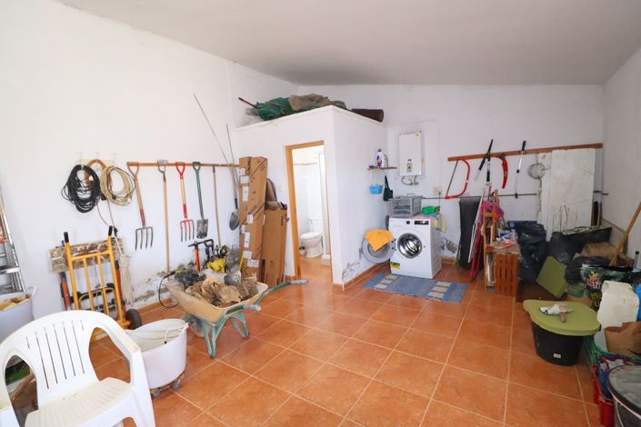 Image No.48-3 Bed Country House for sale