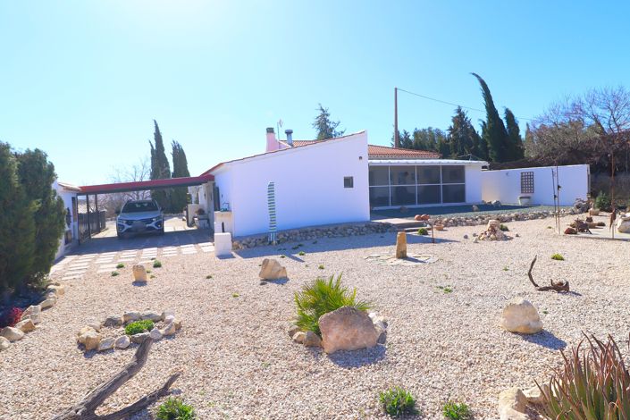 Image No.5-3 Bed Country House for sale