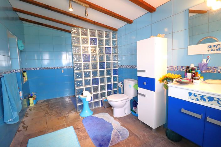 Image No.28-3 Bed Country House for sale