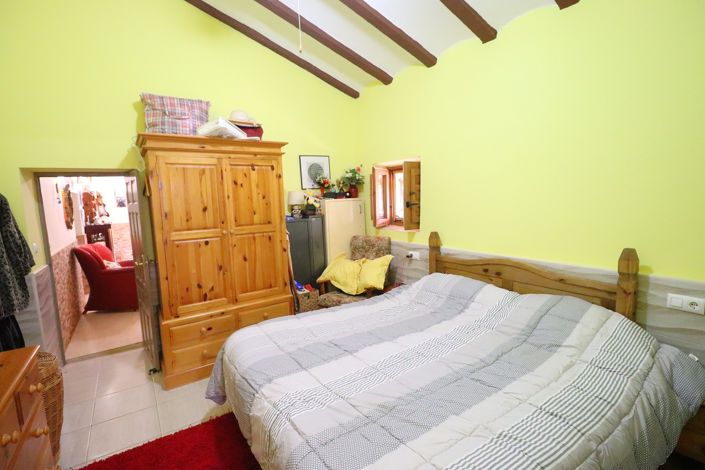 Image No.31-3 Bed Country House for sale