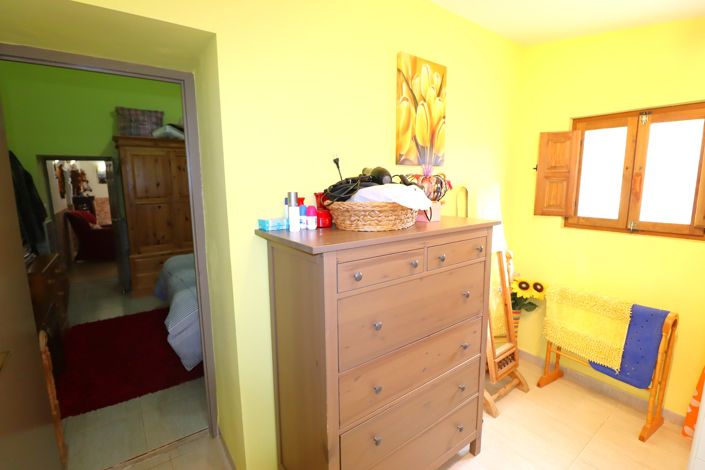 Image No.36-3 Bed Country House for sale