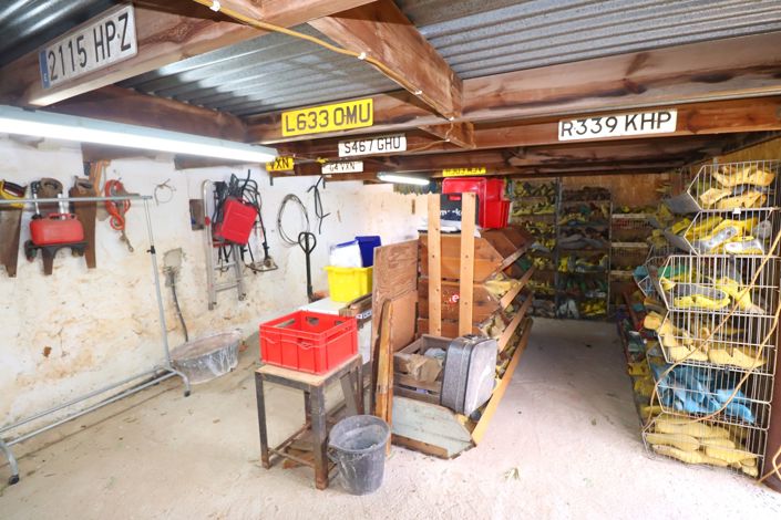 Image No.40-3 Bed Country House for sale