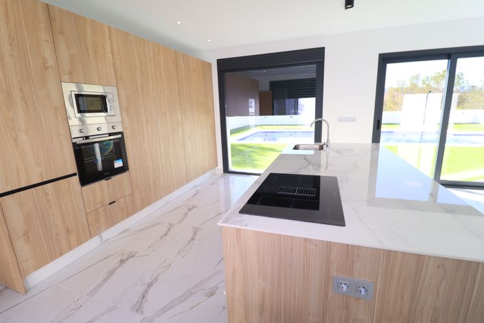 Image No.16-3 Bed Villa for sale