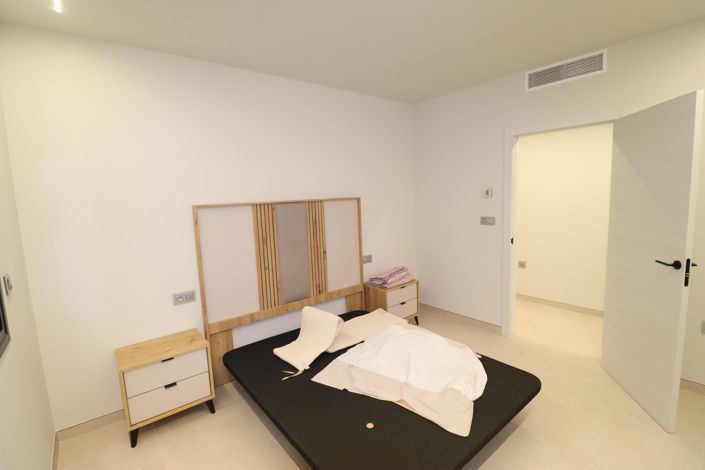Image No.21-3 Bed Villa for sale