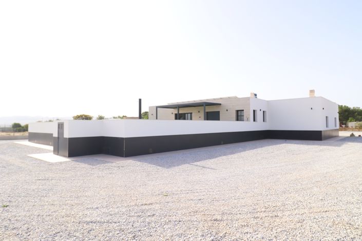 Image No.5-3 Bed Villa for sale