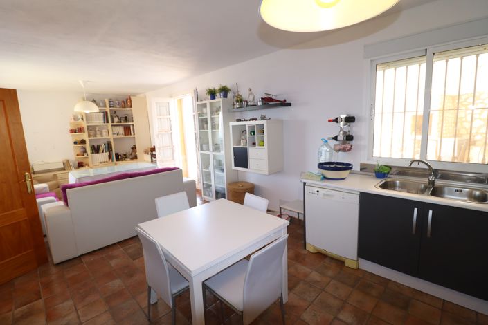 Image No.13-3 Bed Country House for sale
