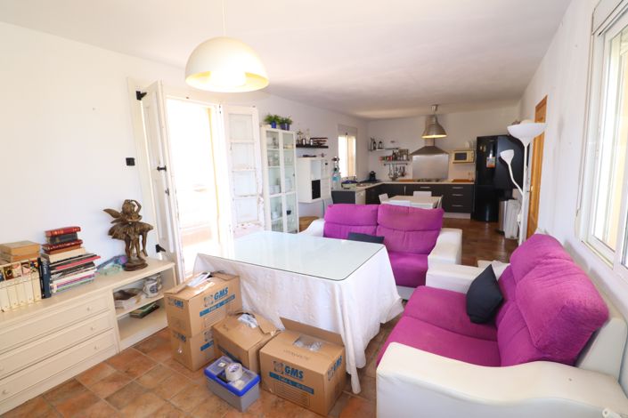Image No.16-3 Bed Country House for sale