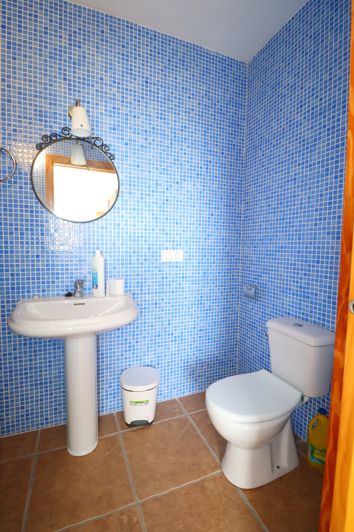 Image No.30-3 Bed Country House for sale