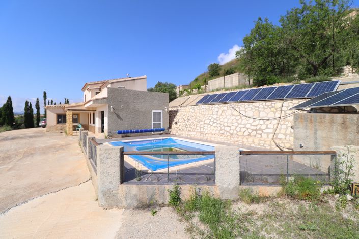 Image No.5-3 Bed Country House for sale