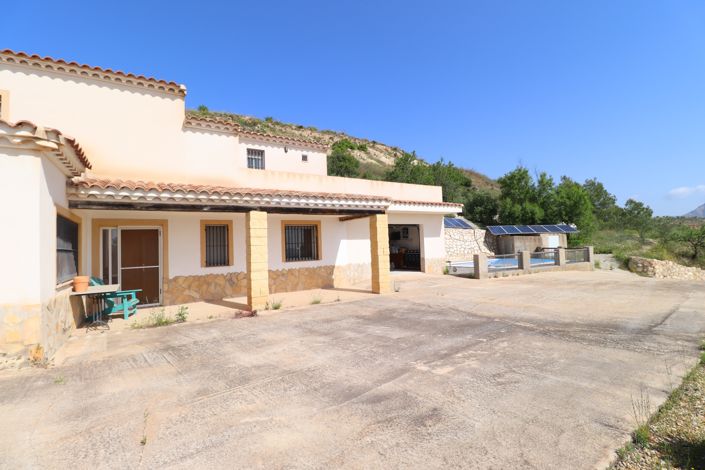 Image No.9-3 Bed Country House for sale