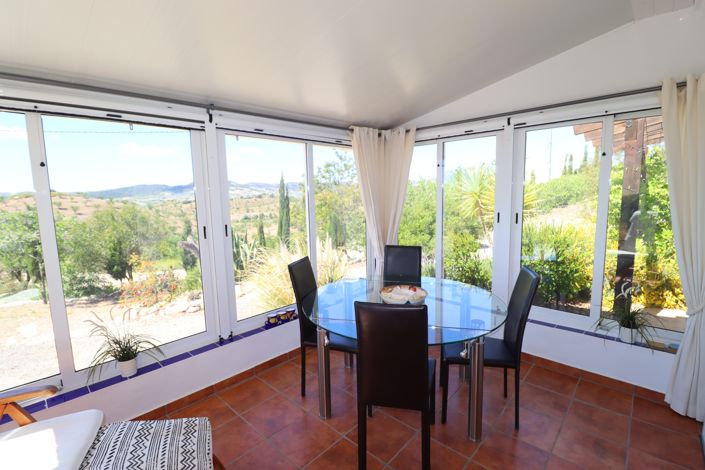 Image No.12-3 Bed Villa for sale