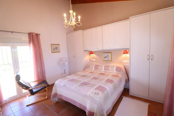 Image No.23-3 Bed Villa for sale