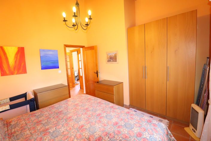 Image No.33-3 Bed Villa for sale