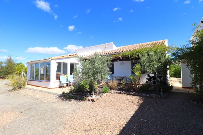 Image No.7-3 Bed Villa for sale