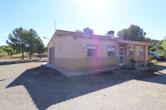 Image No.11-3 Bed Country House for sale