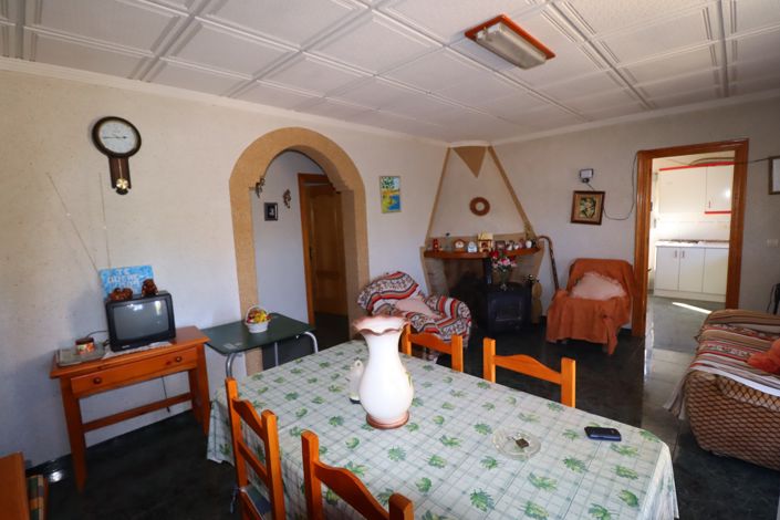 Image No.14-3 Bed Country House for sale