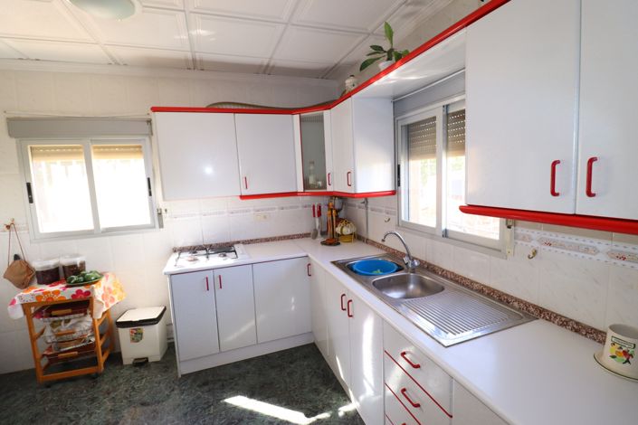 Image No.15-3 Bed Country House for sale