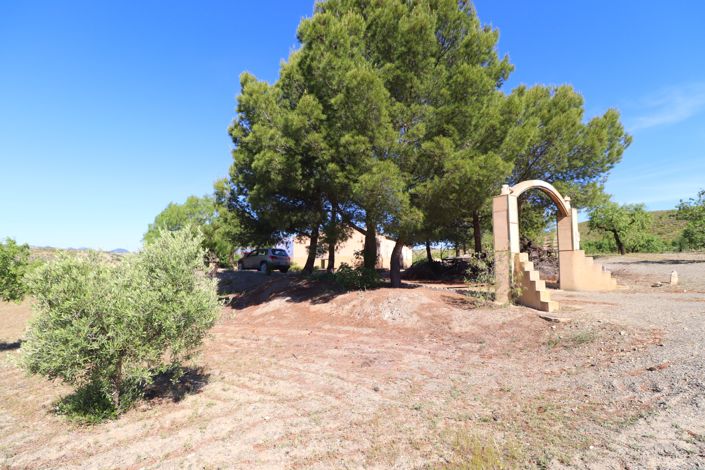 Image No.38-3 Bed Country House for sale
