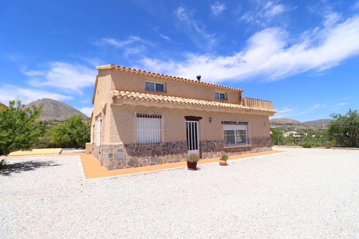 Image No.12-4 Bed Country House for sale