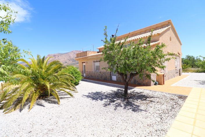 Image No.44-4 Bed Country House for sale
