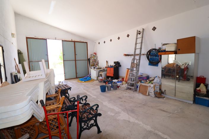 Image No.46-4 Bed Country House for sale