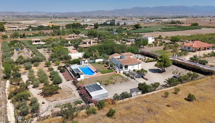 Image No.3-4 Bed Villa for sale