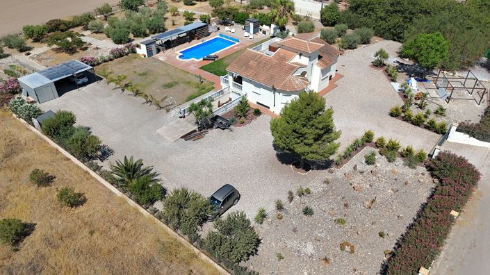 Image No.4-4 Bed Villa for sale