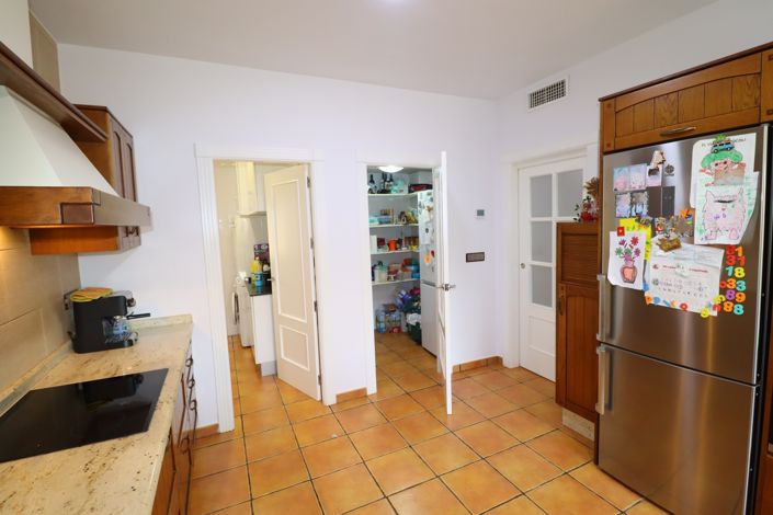 Image No.16-4 Bed Villa for sale