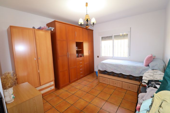 Image No.20-4 Bed Villa for sale