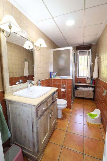 Image No.24-4 Bed Villa for sale