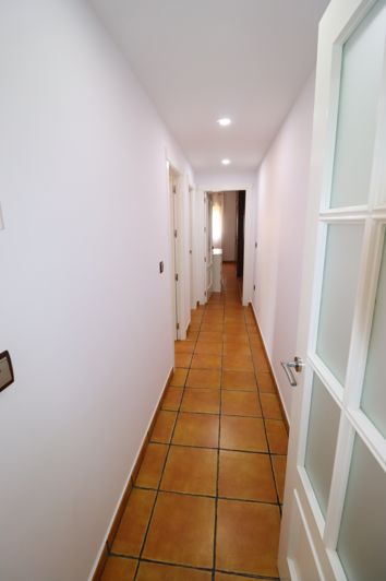 Image No.26-4 Bed Villa for sale