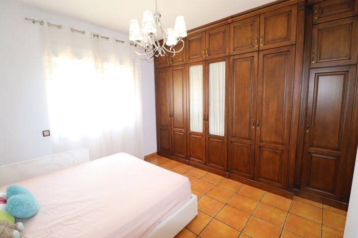 Image No.38-4 Bed Villa for sale