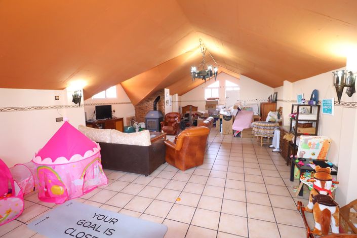 Image No.44-4 Bed Villa for sale