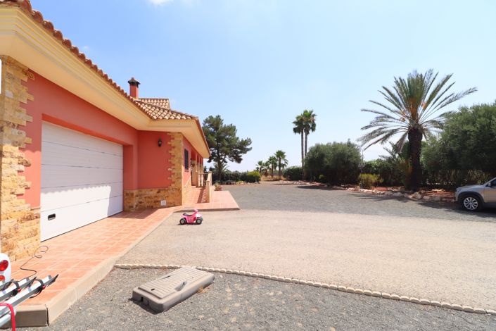 Image No.47-4 Bed Villa for sale