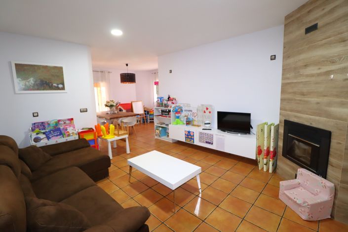 Image No.6-4 Bed Villa for sale