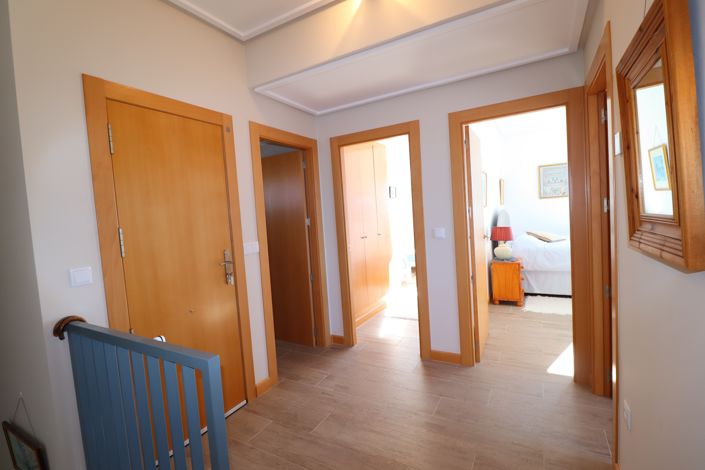 Image No.33-5 Bed Villa for sale