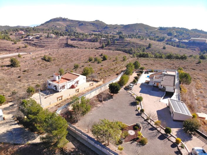 Image No.5-5 Bed Villa for sale