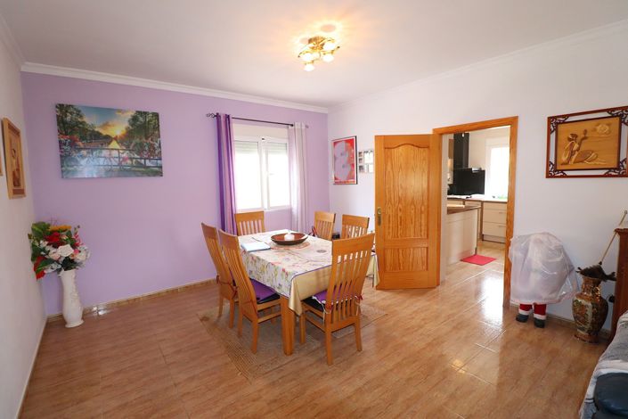 Image No.16-3 Bed Villa for sale