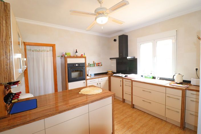Image No.17-3 Bed Villa for sale