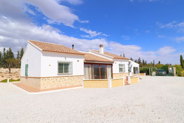 Image No.2-3 Bed Villa for sale