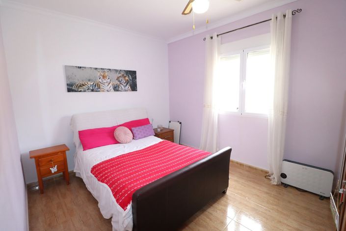 Image No.34-3 Bed Villa for sale