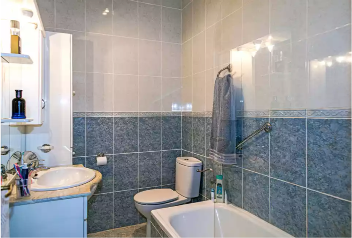 Image No.15-2 Bed Bungalow for sale